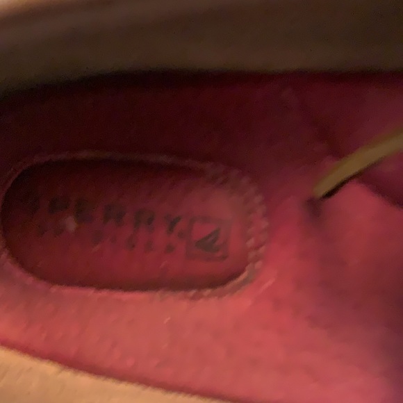 Shoes - Picture 2 of 7